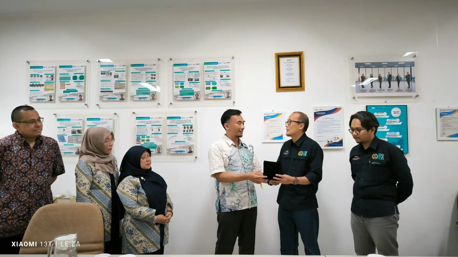 Kunjungan dan penjajakan riset